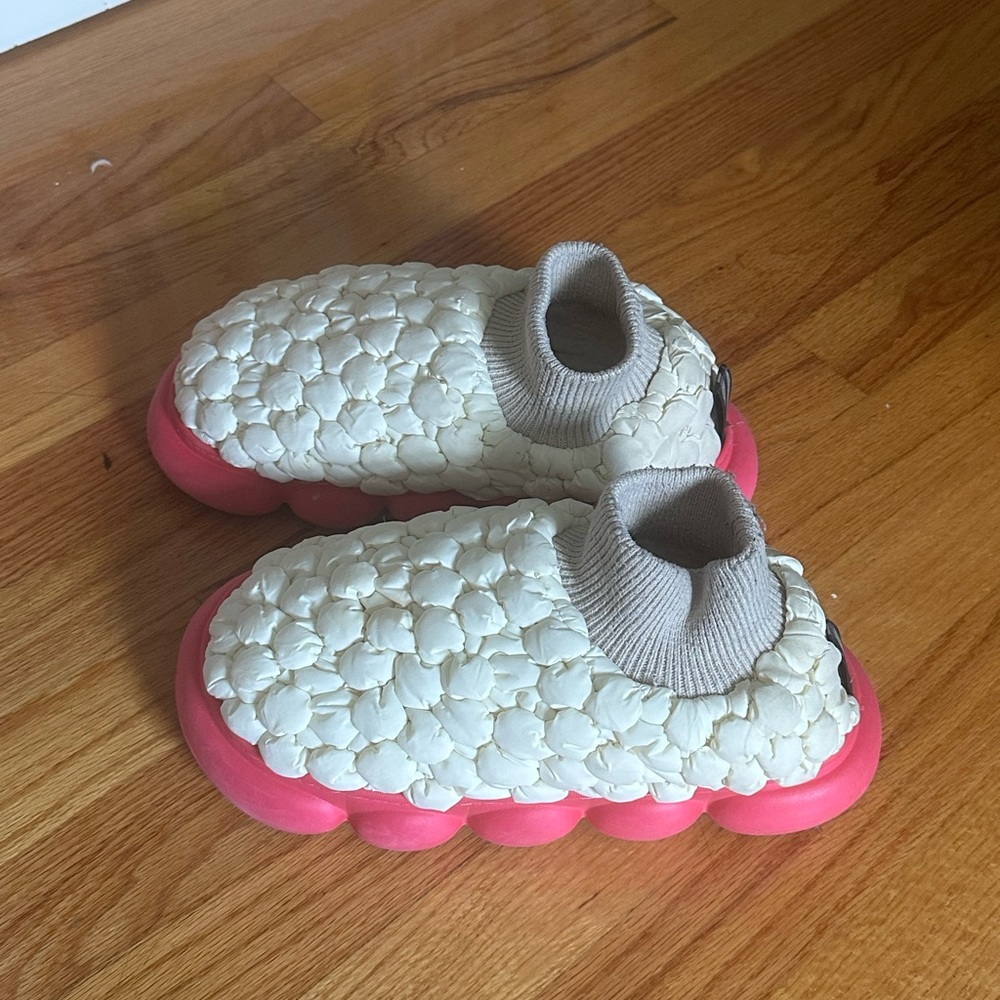 Fun Popcorn Slippers